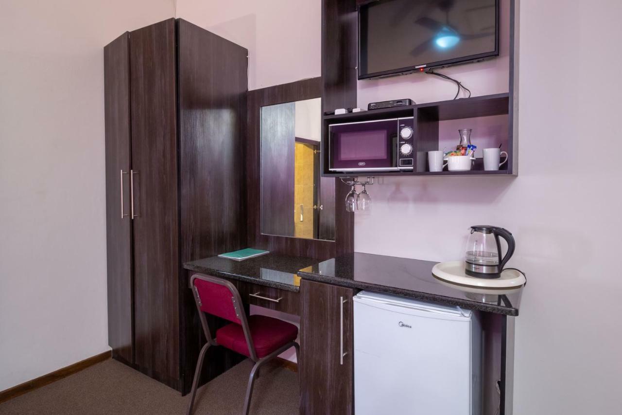 Lala Dene Lodge Bloemfontein Exteriér fotografie