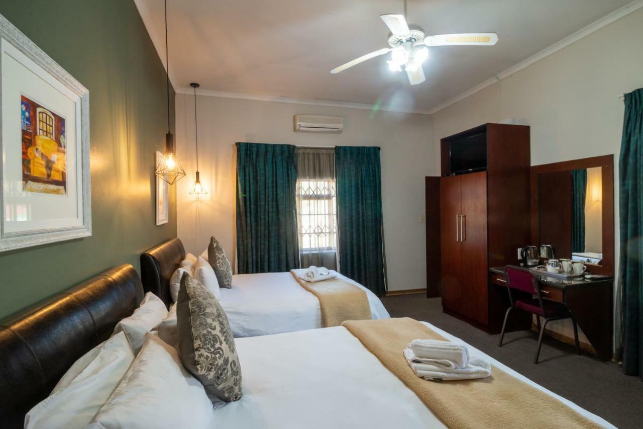 Lala Dene Lodge Bloemfontein Exteriér fotografie