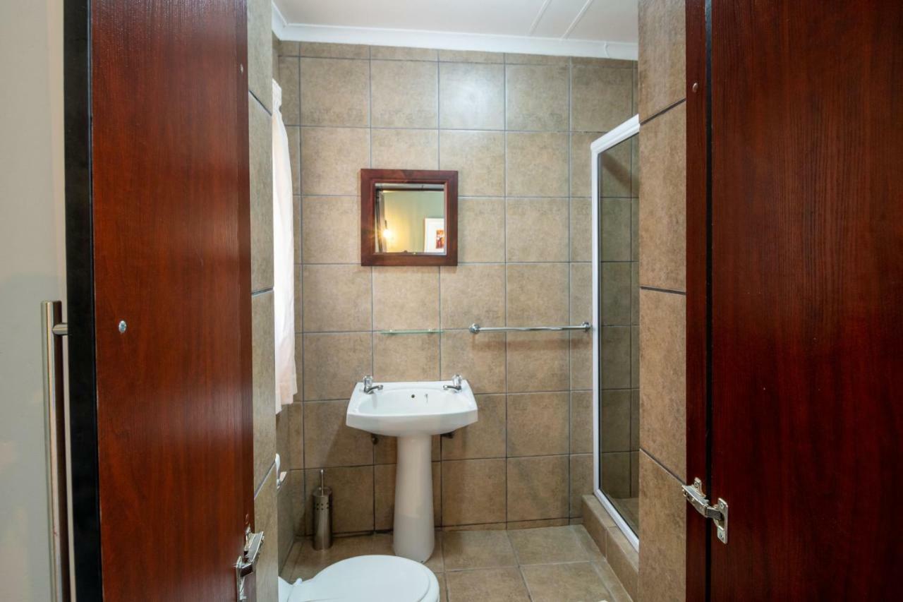 Lala Dene Lodge Bloemfontein Exteriér fotografie